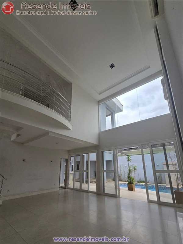 Casa em condomínio para Alugar ou Venda no Morada da Colina em Resende RJ