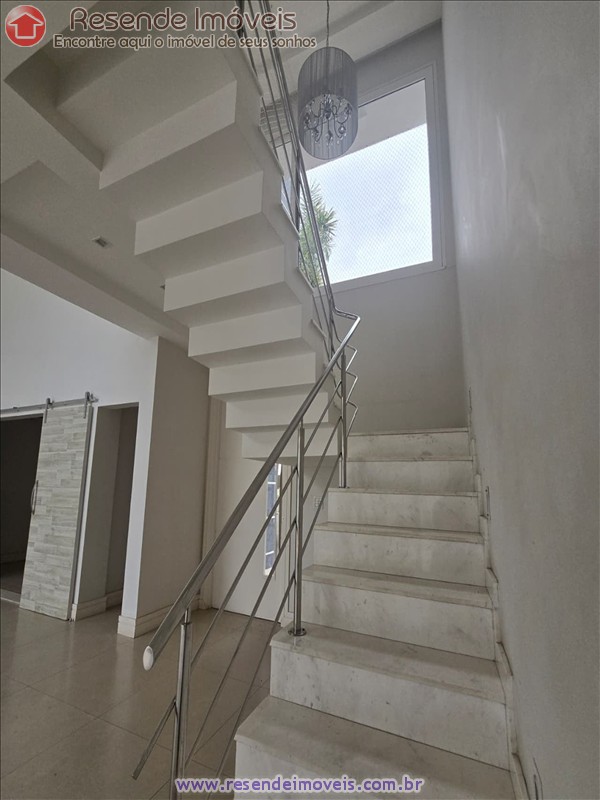 Casa em condomínio para Alugar ou Venda no Morada da Colina em Resende RJ