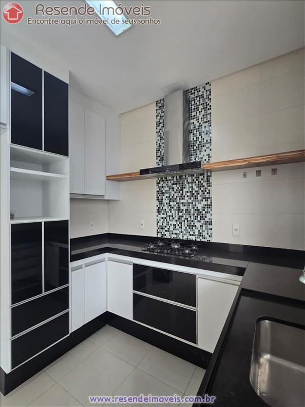 Casa em condomínio para Alugar ou Venda no Morada da Colina em Resende RJ